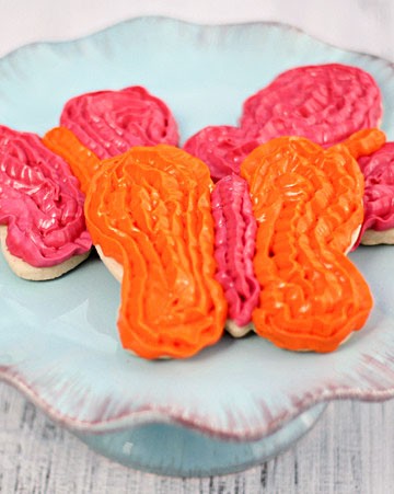 Simple-Decorated-Sugar-Cookies-Ruffled-Butterfly-Cookies-www.thebearfootbaker.com
