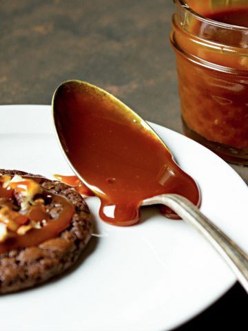 Homemade-Caramel Topping via www.thebearfootbaker.com