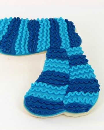 Cookie Ornaments thebearfootbaker.com