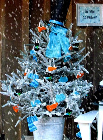 Cookie Ornaments Decorated Christmas Cookies via www.thebearfootbaker.com