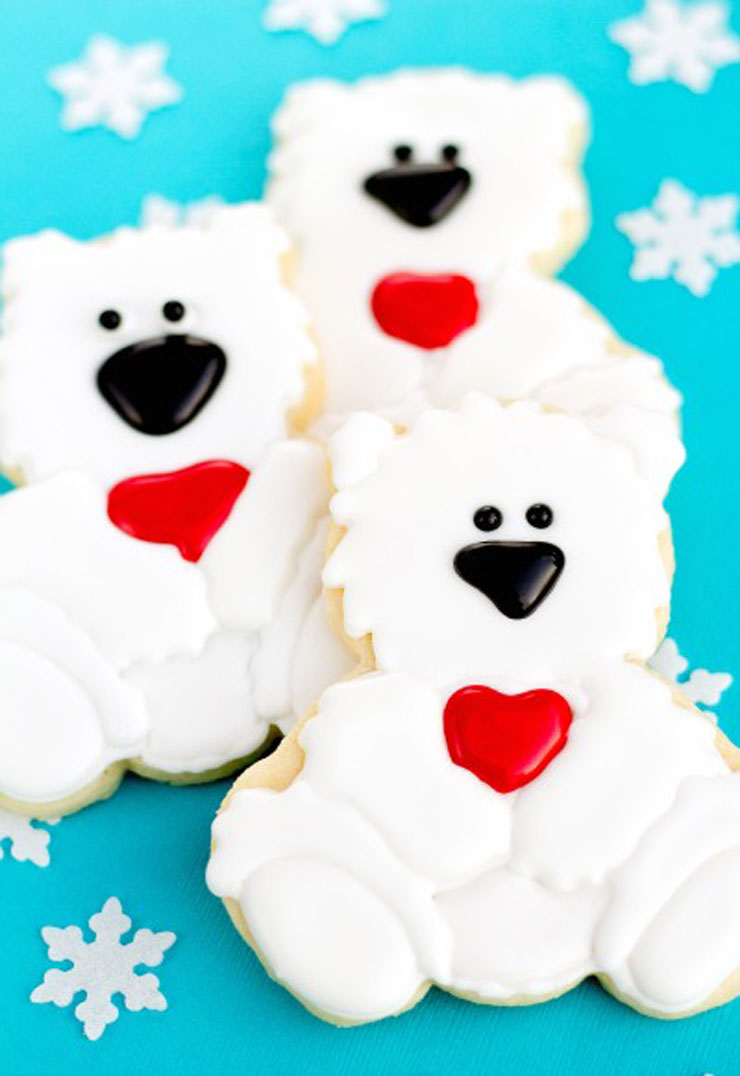 Polar Bear Cookies Decorated Christmas Cookies via www.thebearfootbaker.com