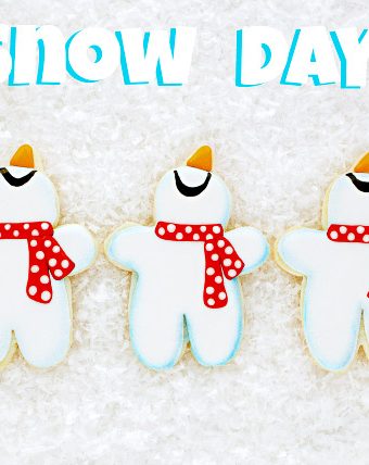 Snowmen Cookies and a Snow Day| The Bearfoot Baker
