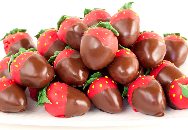 Chocolate Covered Strawberry Cake Pops