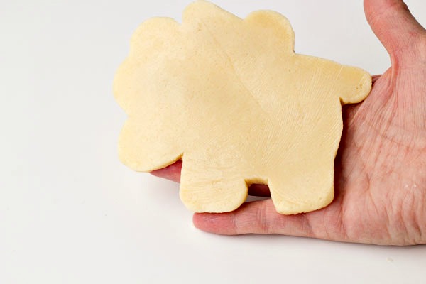 How to Hand Cut Cookie Dough 