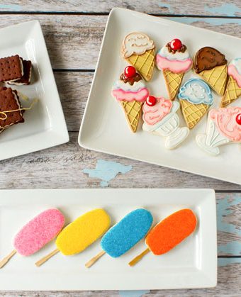 Ice-Cream-Cookies-Decorated-Sugar-Cookies-via-thebearfootbaker.com