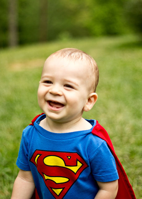 Superman Costume for a Toddler by www.thebearfootbaker.com