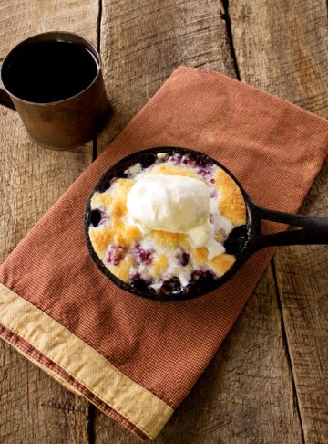 Blackberry Cobbler for Two thebearfootbaker.com