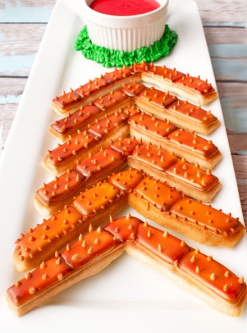 How to Airbrush Cookies Video Crab Leg Cookies www.thebearfootbaker.com