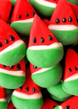Watermelon Cake pops thebearfootbaker.com