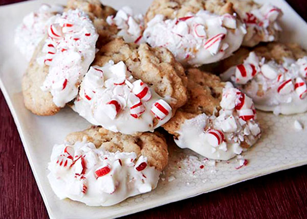 20+ Christmas Cookie Recipes via thebearfootbaker.com Meemaws Kitchen Sink Christmas Cookies by Paula Dean