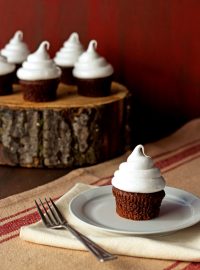 7-Minute-Frosting-Recipe-thebearfootbaker.com