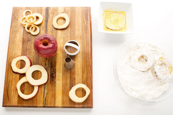 Easy-Apple-Rings-with-thebearfootbaker