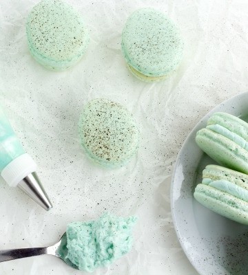 Swiss Meringue Buttercream Recipe by www.thebearfootbaker.com