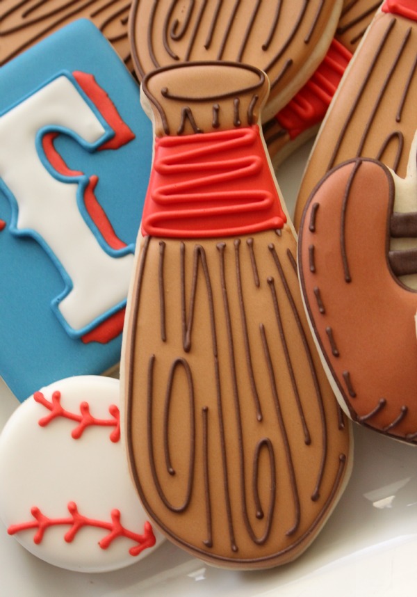 Father's Day Cookie Ideas - Cute-Baseball-Bat-Cookies