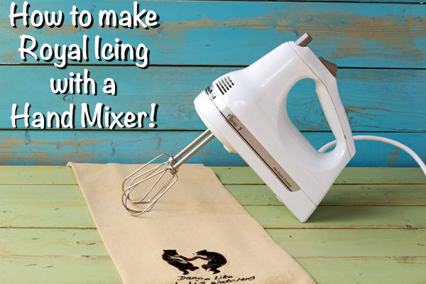 How-to-Make-Royal-Icing-with-a-Hand-Mixer-by-thebearfootbaker.com