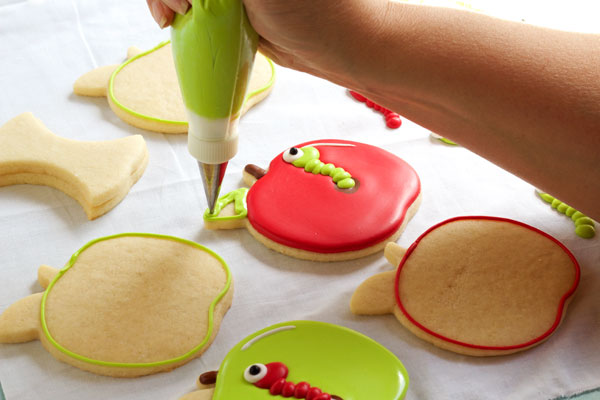 Cute Apple with Worm Cookies - Sugar Cookies Decorated with Royal Icing with thebearfootbaker.com