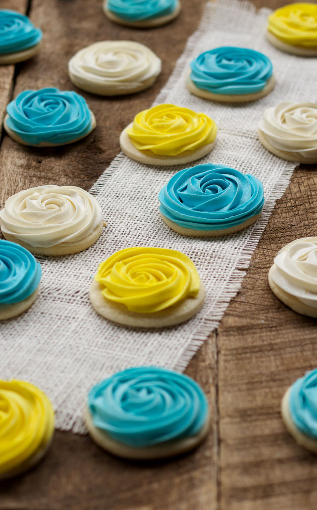 Easy Rose Swirl Cookies Decorated with Royal Icing with www.thebearfootbaker.com