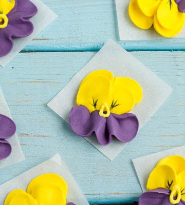 How to Make Royal Icing Pansies | The Bearfoot Baker