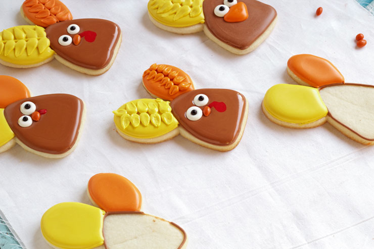 Decorated Turkey Cookies made with a Cute Bunny Rabbit Cookie Cutter via thebearfootbaker.com