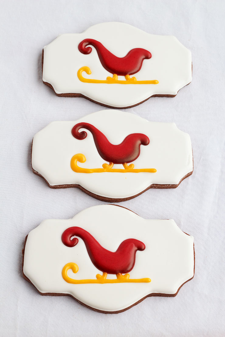 DIY Royal Icing Transfers that are made with a Cookie Stencil www.thebearfootbaker.com