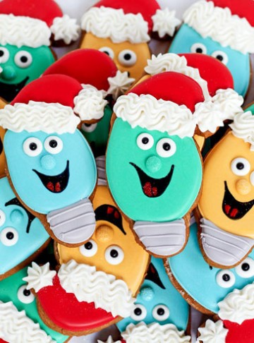 Fun and Easy Christmas Light Cookies with a Santa Hat | The Bearfoot Baker