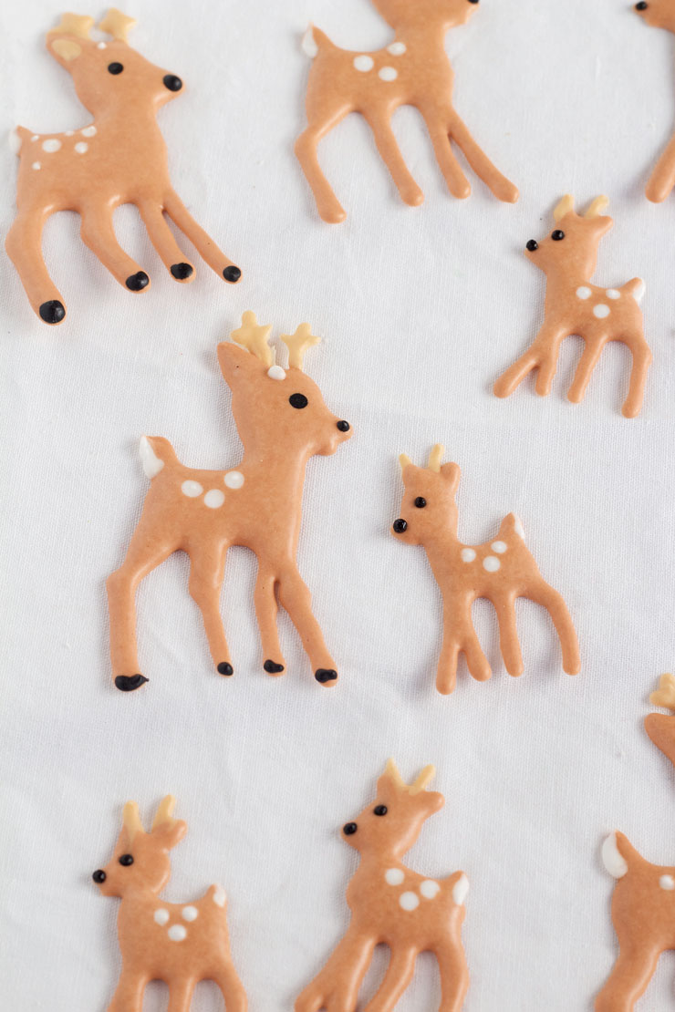 Simple Christmas Royal Icing Transfers by www.thebearfootbaker.com