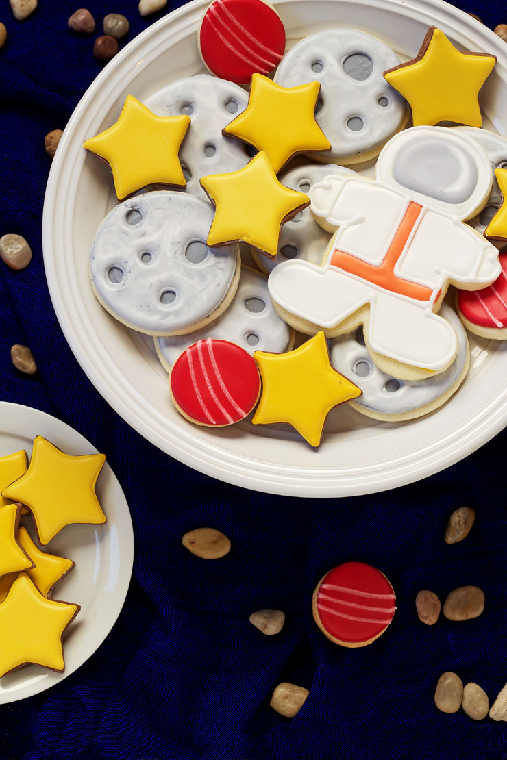 Outer Space Cookies - Simple sugar cookies decorated with royal icing- great for Earth Day and Birthday Parties by www.thebearfootbaker.com