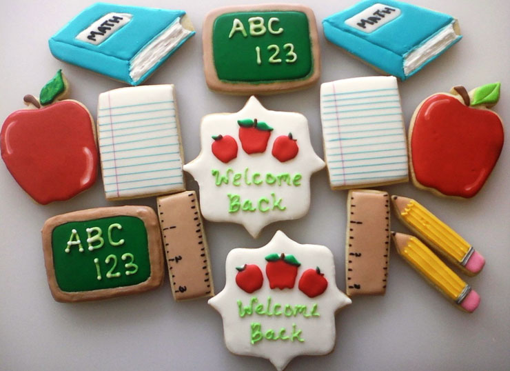 Back to School Round Up - Back-to-school-cookies by Mama Rey's Cookie Co. | The Bearfoot Baker