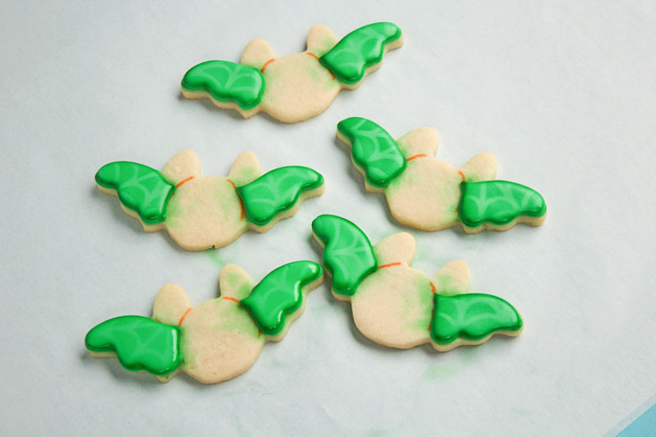 Easy Bat Cookies with Stenciled Wings | The Bearfoot Baker