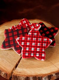 How to Airbrush Plaid Cookies | The Bearfoot Baker