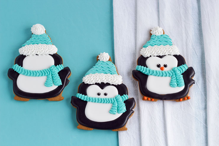 Cute and Simple Penguin Cookies | The Bearfoot Baker