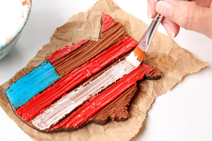 How to Make Rustic American Flag Cookies with a Step by Step Video | The Bearfoot Baker