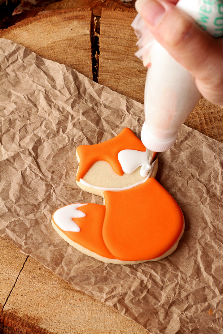 How to Make Fun Little Fox Cookies with a Video | The Bearfoot Baker