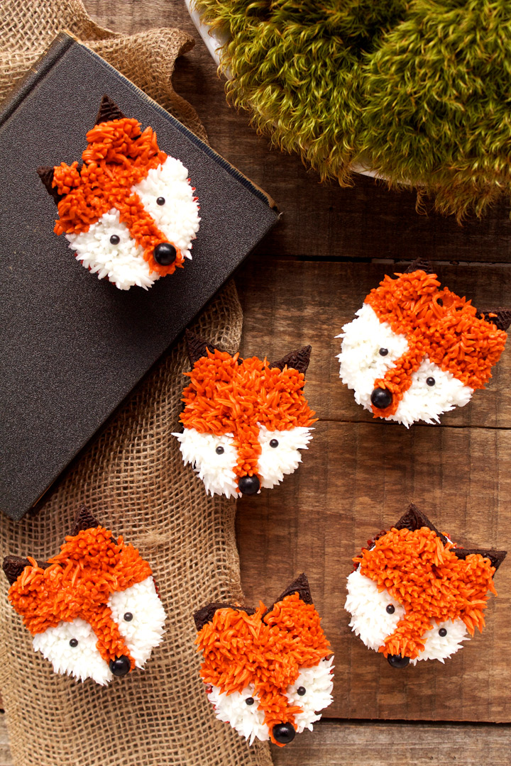 Simple Fox Cupcakes with a How to Video | The Bearfoot Baker