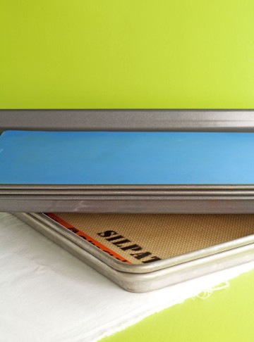 Cookie Sheets - What You Need to Know | The Bearfoot Baker