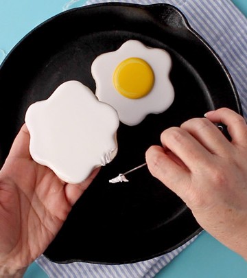 A Simple Way to Fix a Mistake on a Sugar Cookie | The Bearfoot Baker