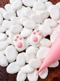 How to Make Bunny Paw Candy with a How to Video | The Bearfoot Baker