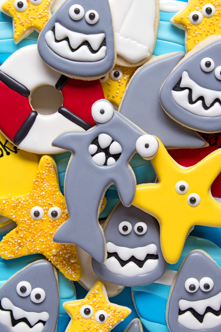How to Make Hammerhead Shark Cookies with a Video | The Bearfoot Baker
