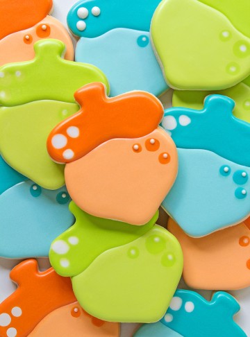 How to Make Cute Little Acorn Cookies | The Bearfoot Baker