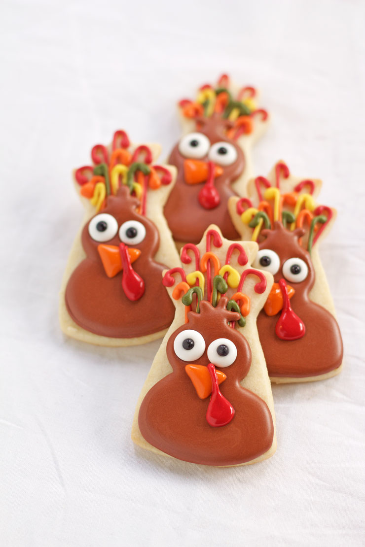 How to Make 10 Simple Turkey Cookies without a Turkey Cookie Cutter | The Bearfoot Baker