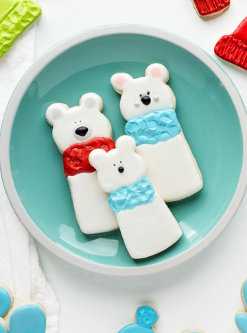 How to Make Fun Simple Polar Bear Sugar Cookies | The Bearfoot Baker