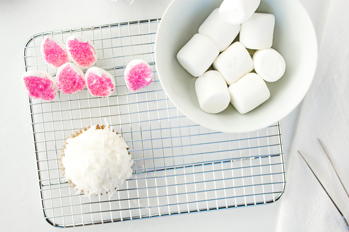 Adorable Cute Bunny Cupcakes | The Bearfoot Baker