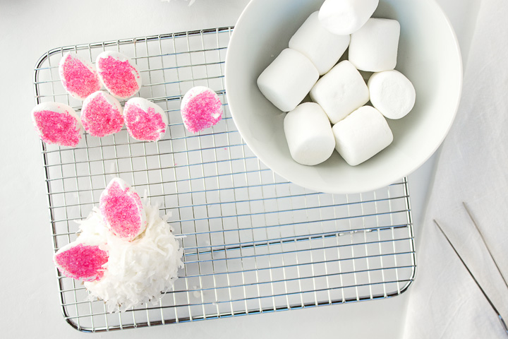 How to Make Cute Bunny Cupcakes For Easter | The Bearfoot Baker