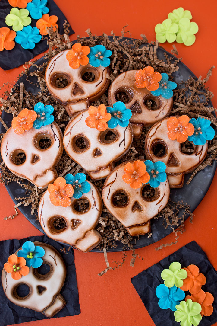 Wicked Skull Cookies with Flowers & a Video | The Bearfoot Baker