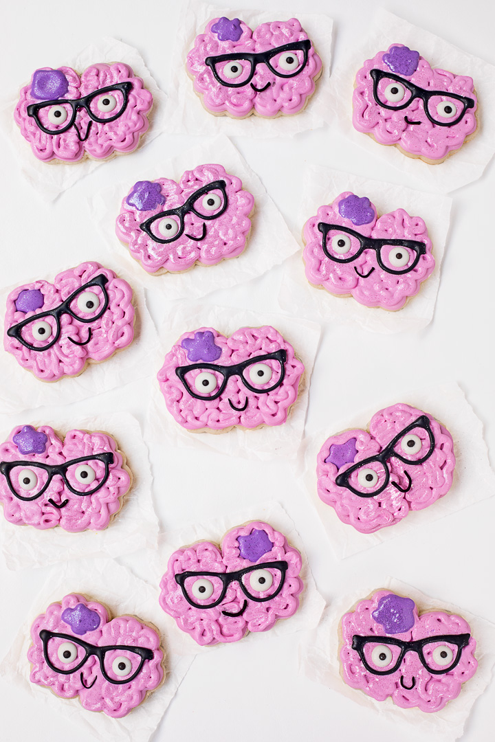 Let's Make a Happy Brain Cookie | The Bearfoot Baker 