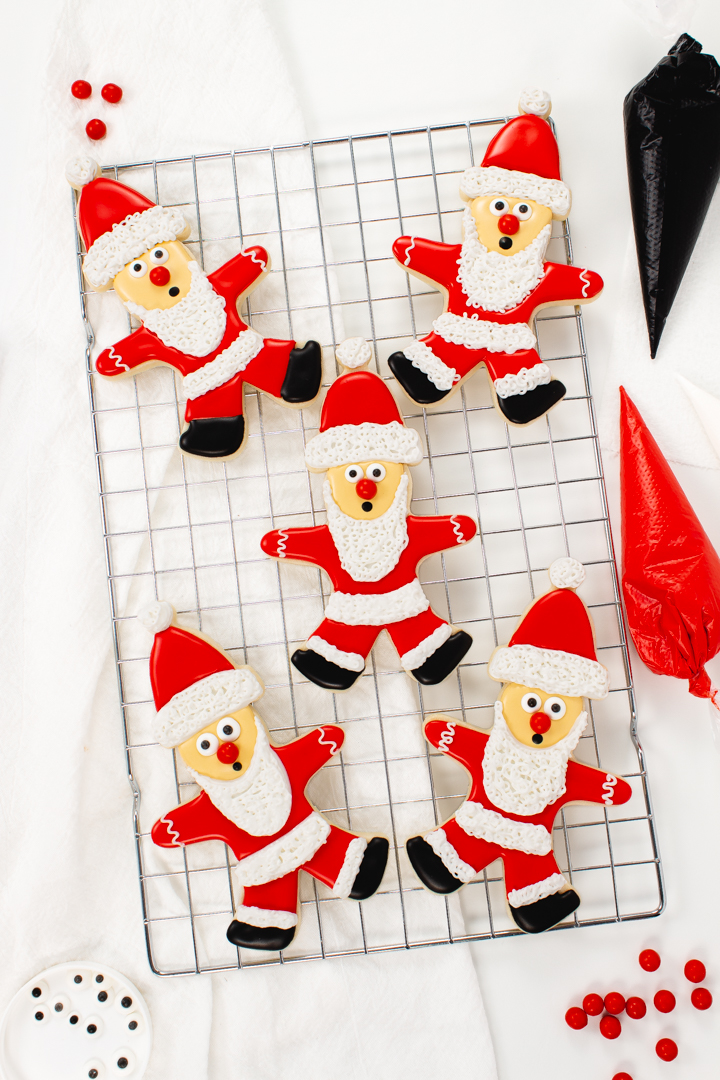 The Grinch, Grinch Santa Cookies, Christmas Cookies, Santa Cookie, Cookie Tutorial, Sugar Cookie Tutorial, Royal Icing